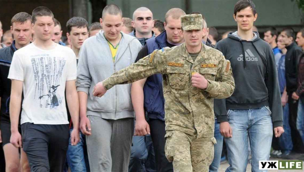 У міноборони пояснили, як будуть призивати 18-річних юнаків