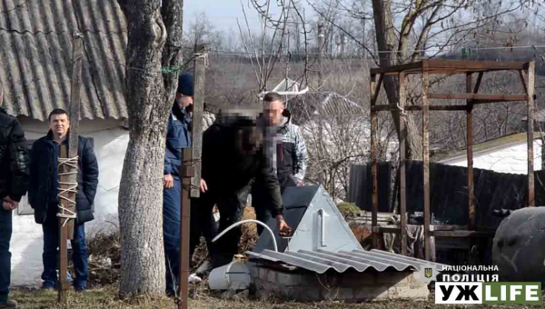 Підозрюваний у вбивстві 18-річної жительки райцентру Житомирської області розповів, що вона його спровокувала