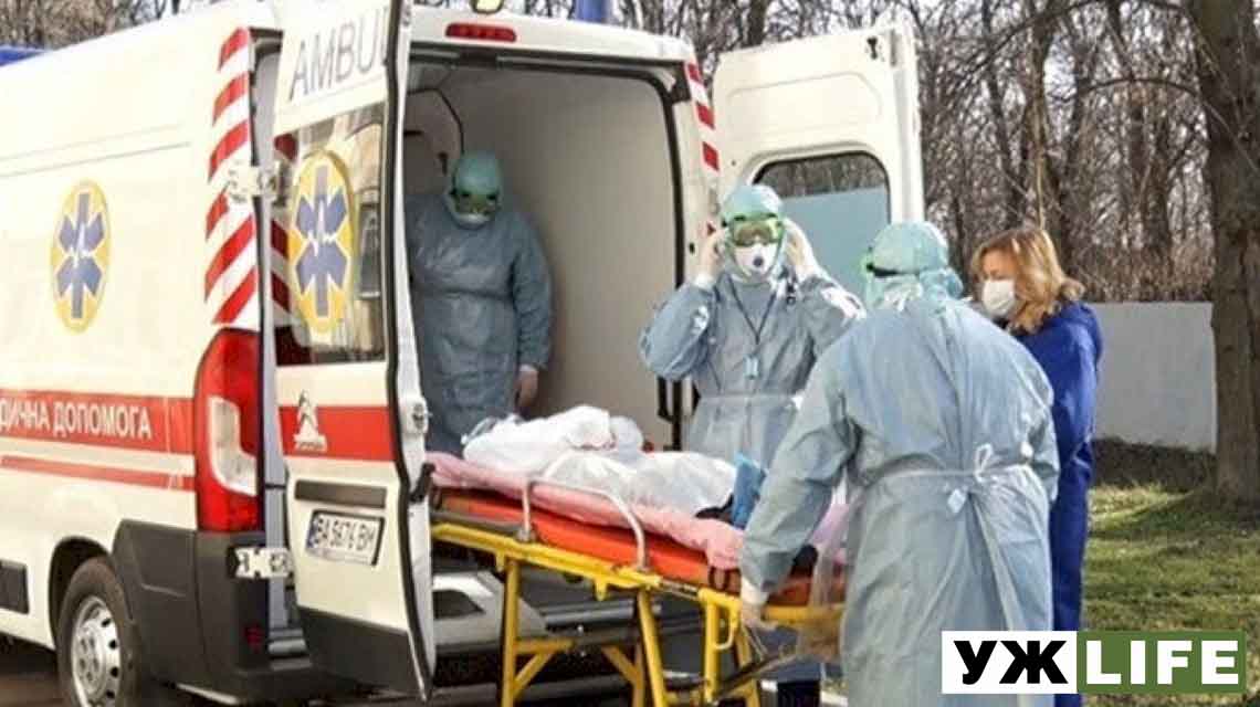 В Україні вже двоє померлих від коронавірусу, ще 12 - хворіють