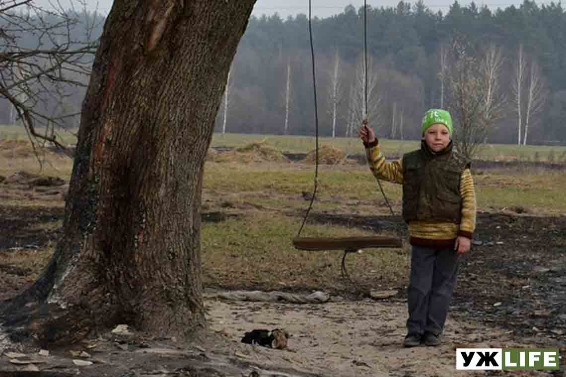 "Мамо, це вже кінець світу?": постраждалі від лісових пожеж розповіли про пекло у Житомирській області