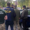 У Житомирській області на хабарі у 27 тисяч гривень затримали командира військової частини