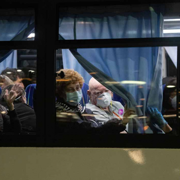 Карантин в Україні продовжили до 22 червня, але ослабили: що зміниться