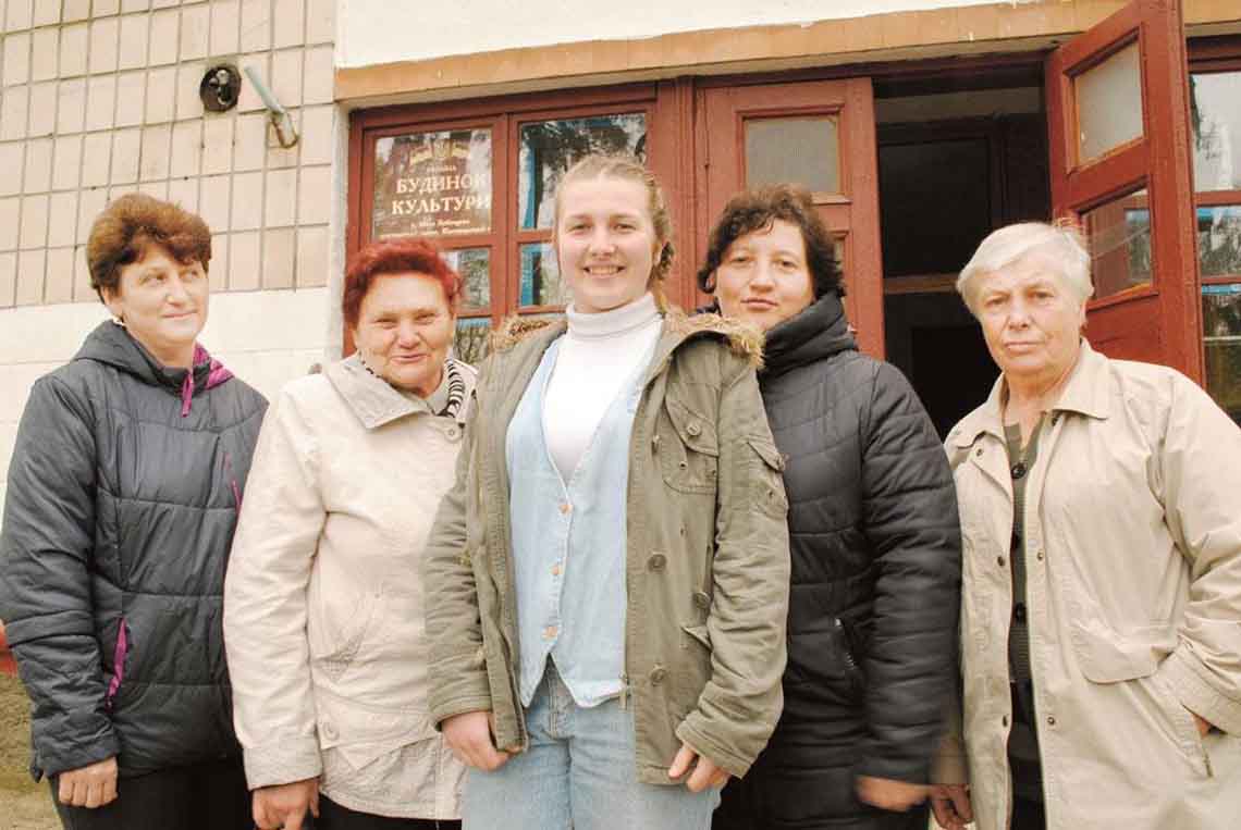 "Відчула, як тяжко в Україні дістаються гроші": про життя і проблеми чеської громади Коростенщини