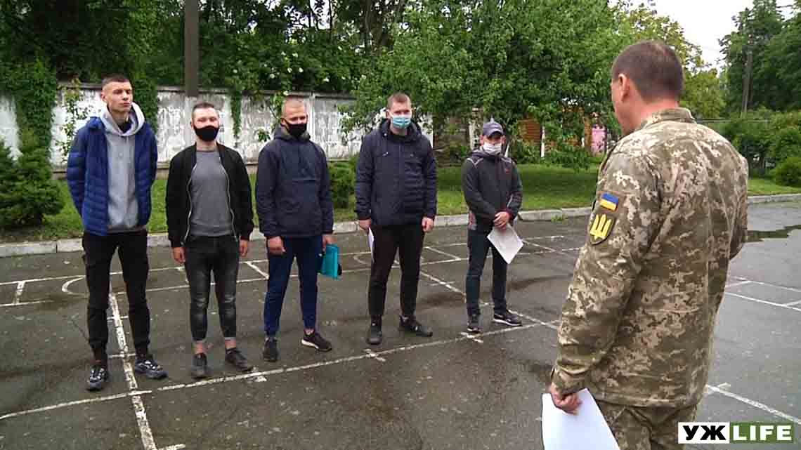 На Житомирщині почали призивати на строкову службу офіцерів запасу