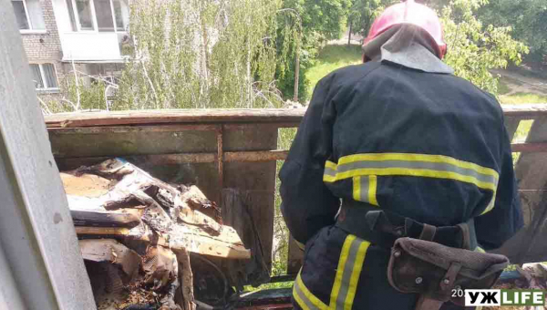 В Коростені сталася пожежа на балконі через цигарку (ФОТО)