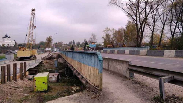 Водіїв попереджають про закриття мосту через річку Норин в Овручі