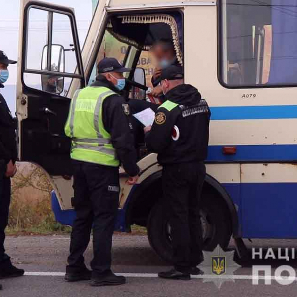 Поліція провела 91 тисячу covid-перевірок у транспорті: в міжобласному найбільше порушень на Житомирщині