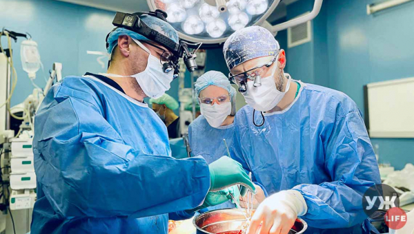 В Україні вперше провели спліт-трансплантацію печінки: половину органу отримав хлопчик з Житомирщини