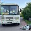 У Коростені автобус зіткнувся з 86-річним велосипедистом: пенсіонер потрапив до лікарні